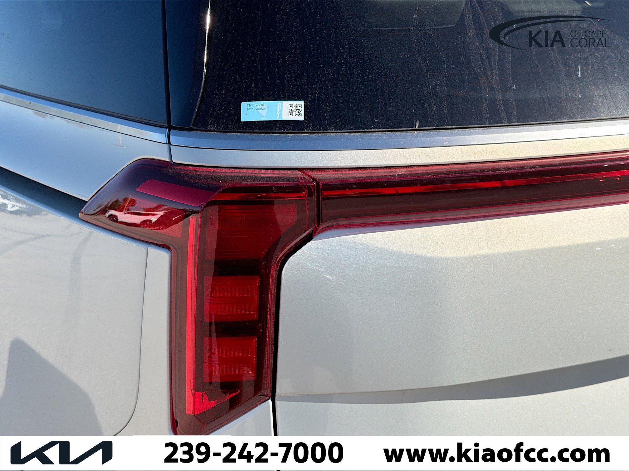 New 2026 Kia Carnival SX image 8