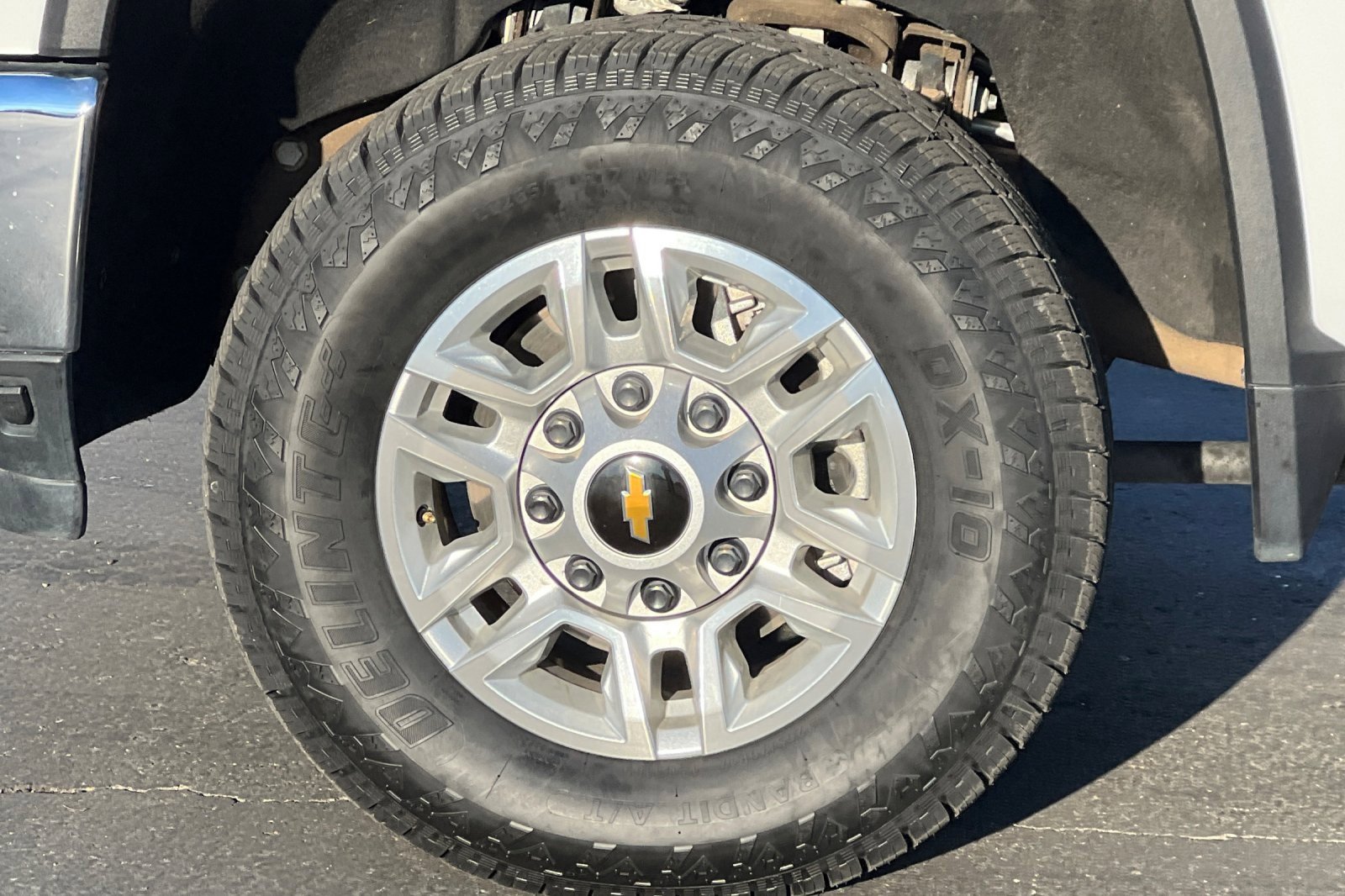 Used 2024 Chevrolet Silverado 2500 LT w/ Convenience Package image 26