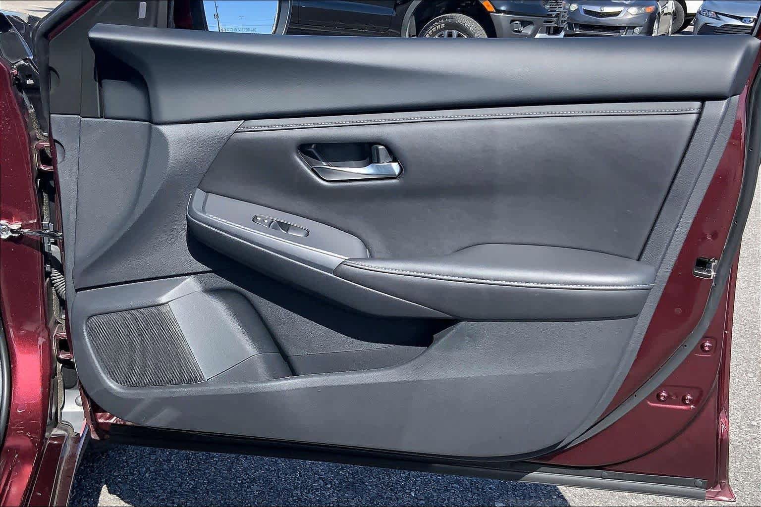 Used 2025 Nissan Sentra SV FWD image 21