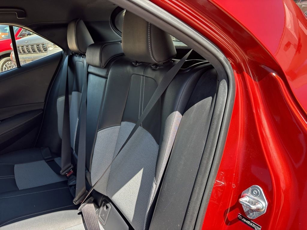 Used 2019 Toyota Corolla XSE FWD image 17