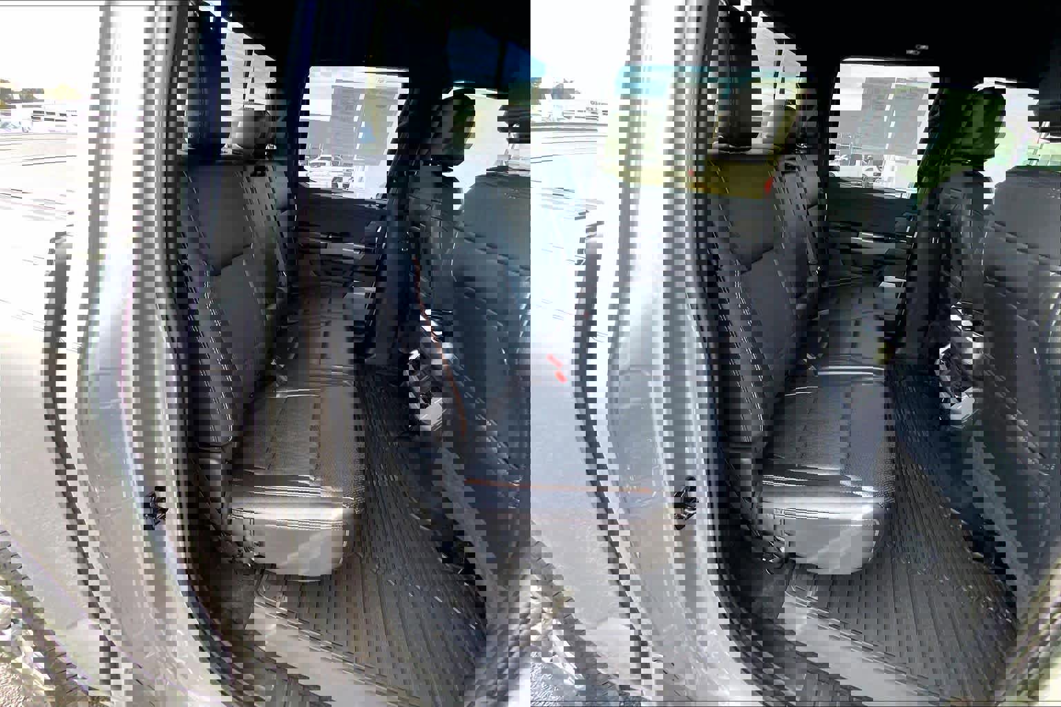 Certified 2024 Ford F150 Lariat w/ FX4 Off-Road Package image 20