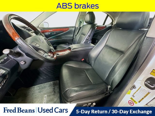 Used 2012 Lexus LS 460 AWD w/ Comfort Pkg image 28