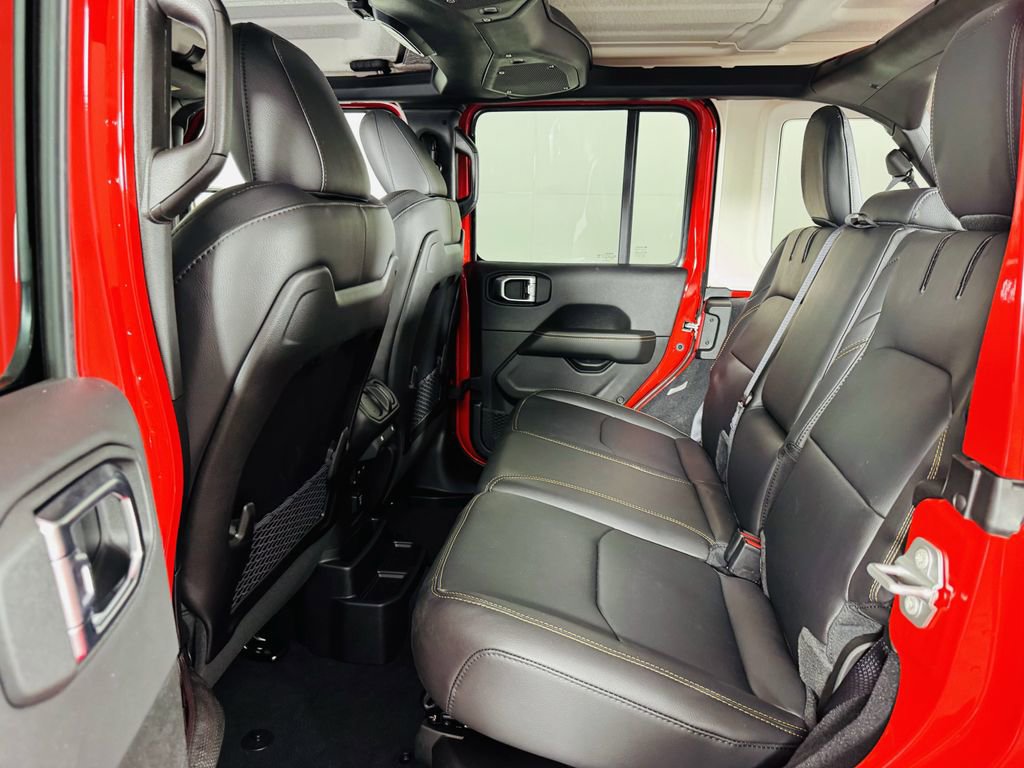 New 2025 Jeep Wrangler Unlimited Sahara image 18