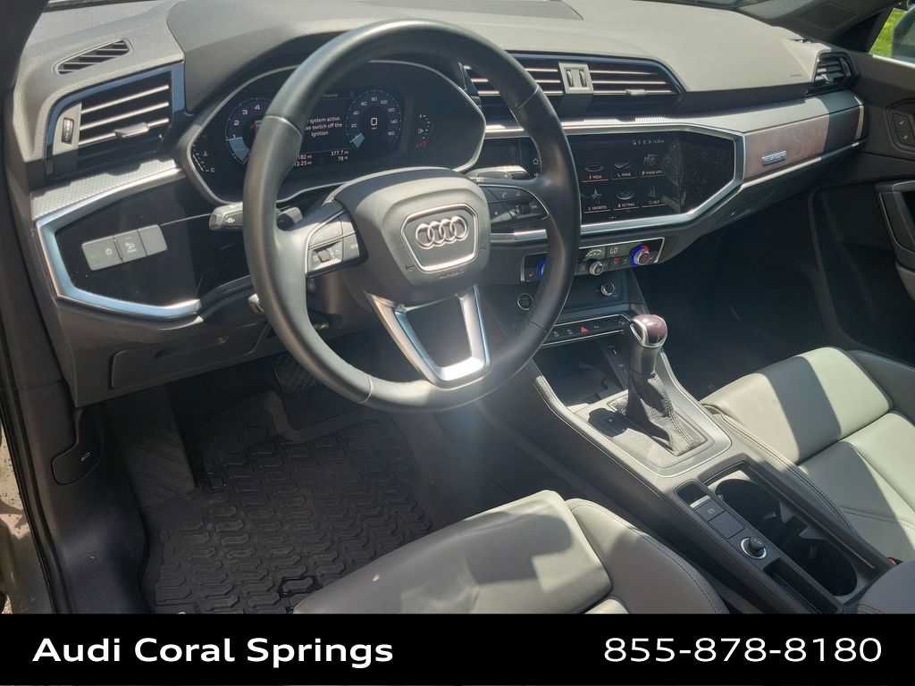 Certified 2024 Audi Q3 2.0T Premium AWD/4WD image 10