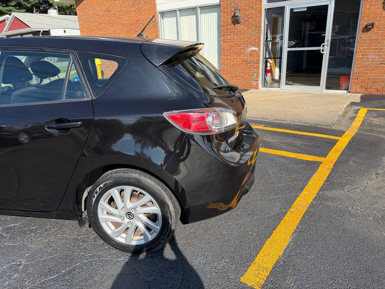 Used 2013 MAZDA MAZDA3 i Touring FWD image 11