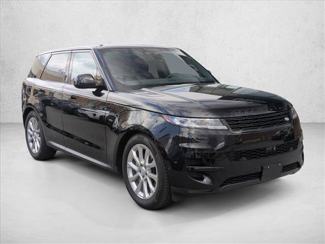 Used 2025 Land Rover Range Rover Sport SE AWD/4WD image 3