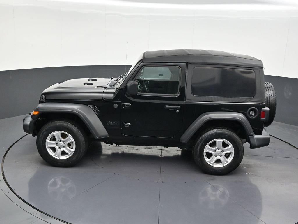 Used 2022 Jeep Wrangler Sport AWD/4WD image 15