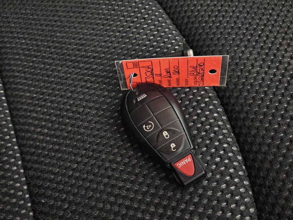 Used 2018 RAM 1500 Lone Star image 32