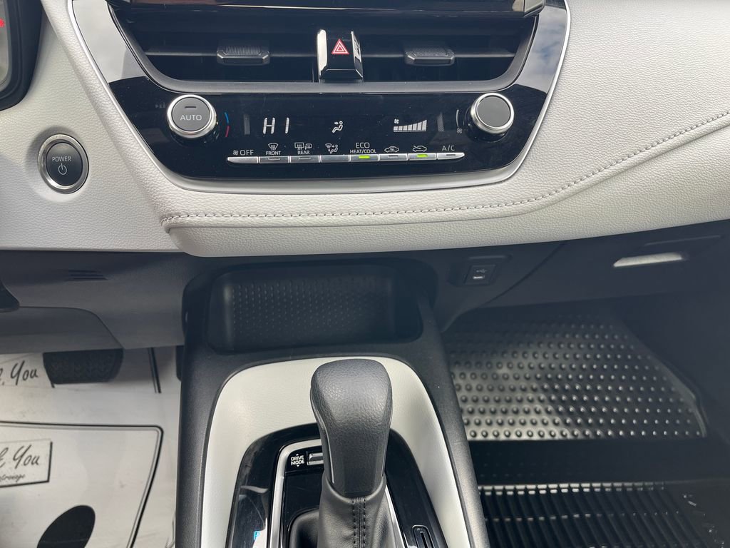 Certified 2024 Toyota Corolla SE image 17
