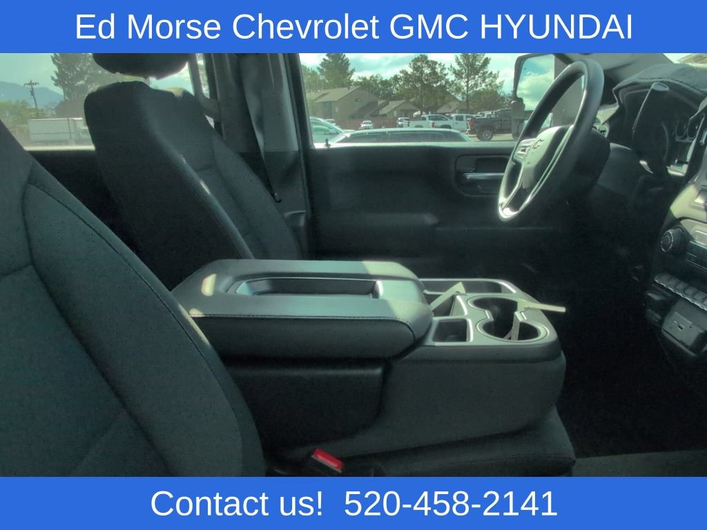 Used 2025 Chevrolet Silverado 2500 Custom w/ Custom Value Package AWD/4WD image 12