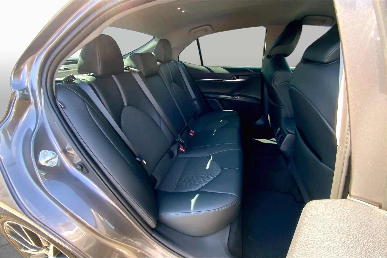 Used 2024 Toyota Camry XLE FWD image 20