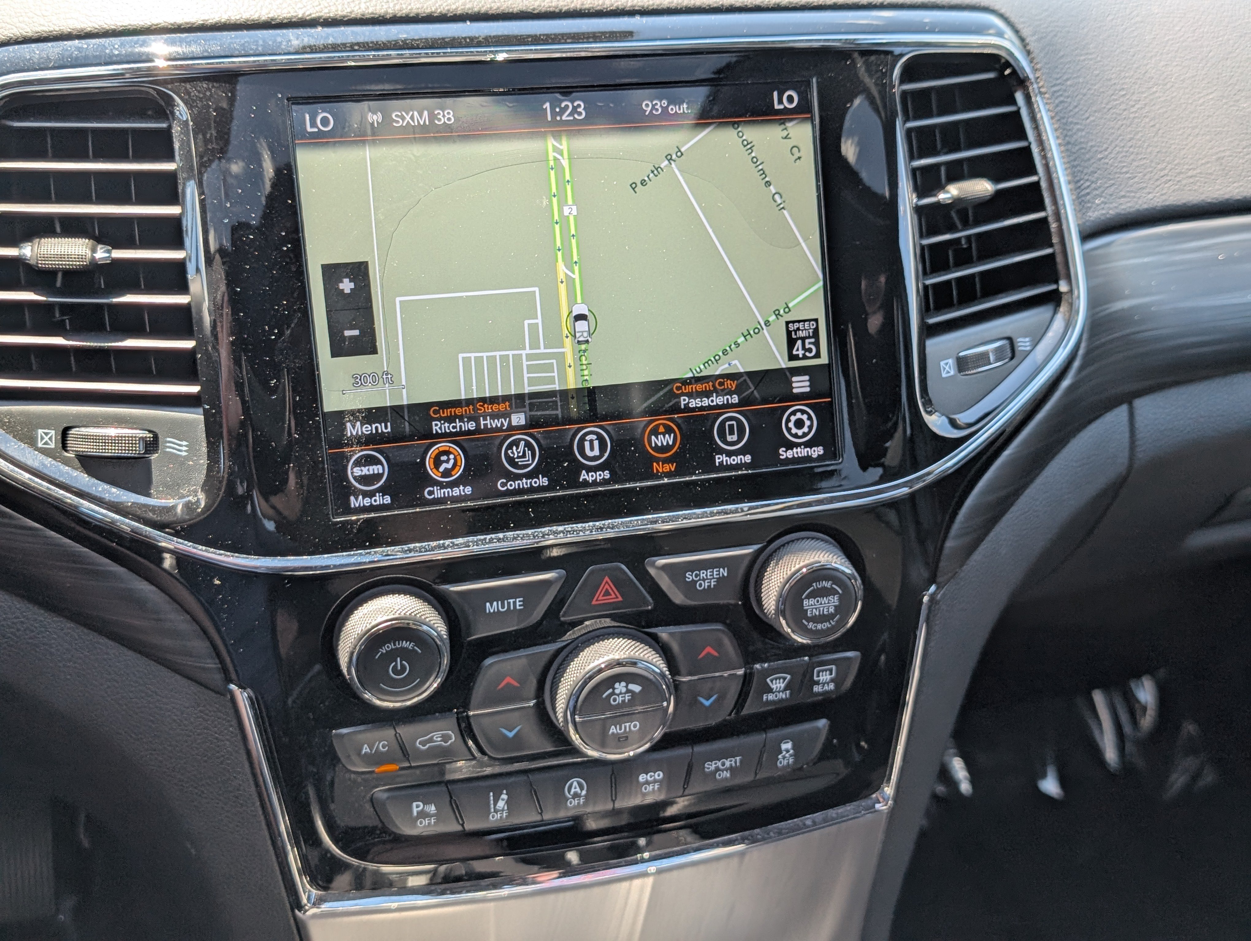 Used 2020 Jeep Grand Cherokee Laredo w/ Quick Order Package 2BN North AWD/4WD image 29