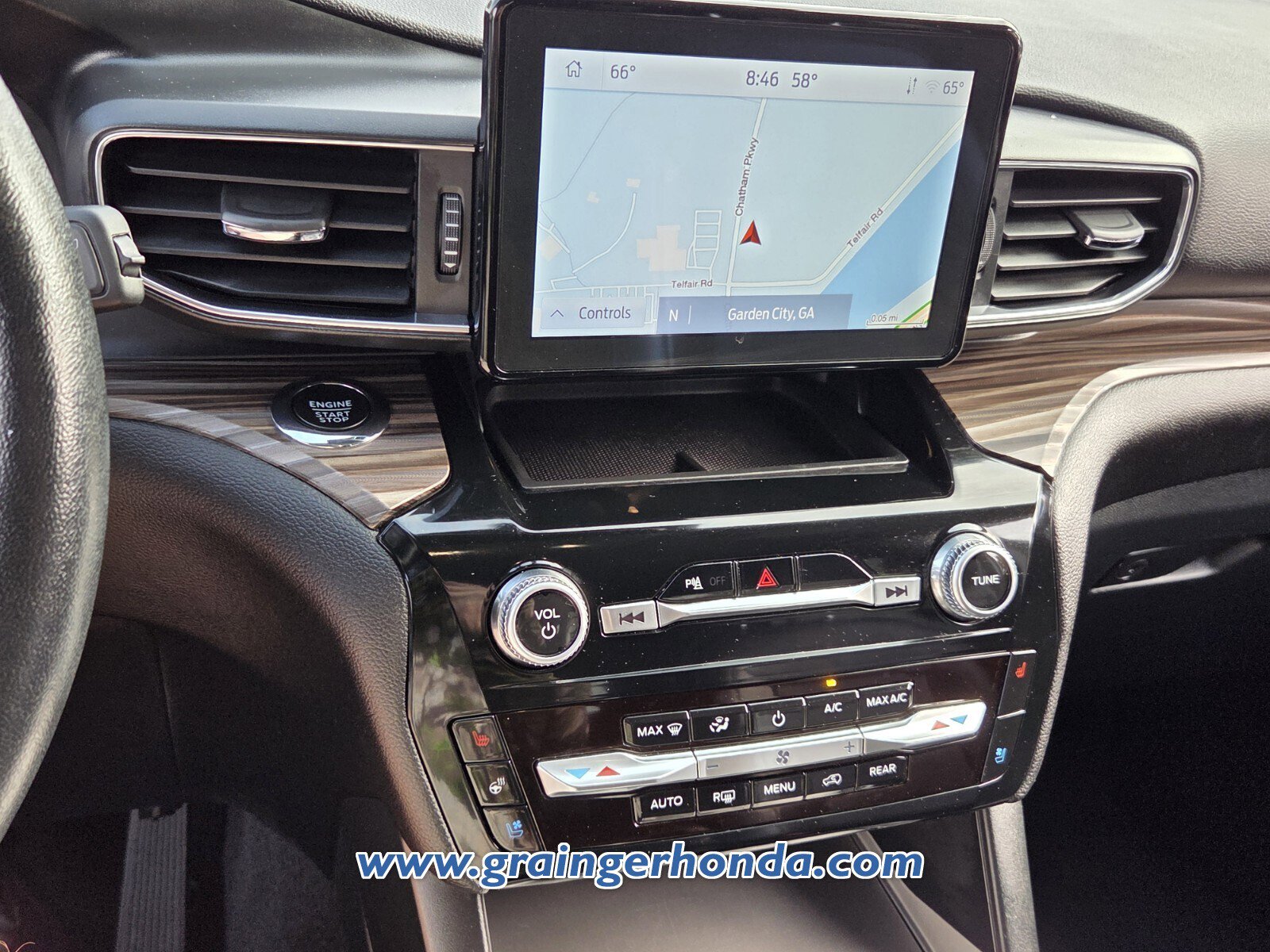 Used 2023 Ford Explorer Limited image 18