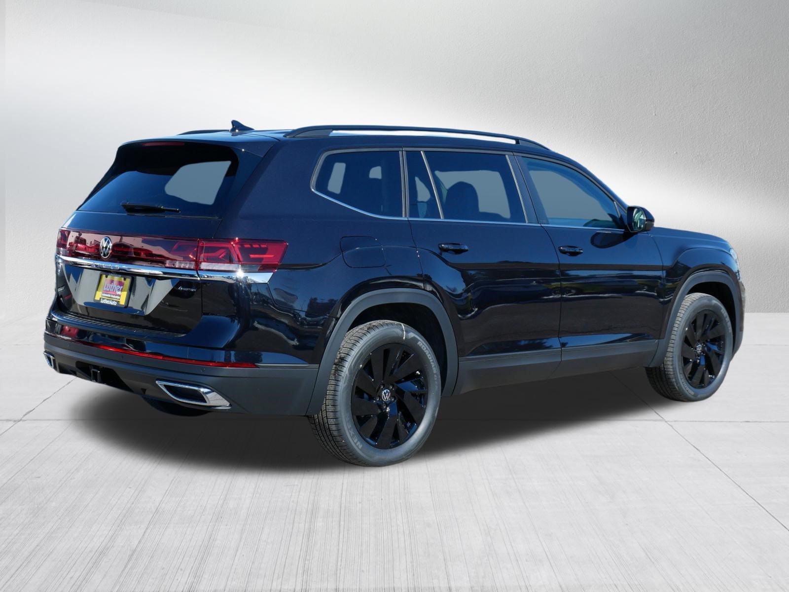 New 2026 Volkswagen Atlas SE AWD/4WD image 3