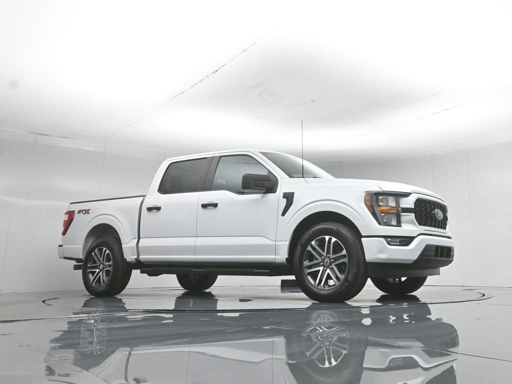 Used 2023 Ford F150 XL w/ STX Appearance Package RWD image 4