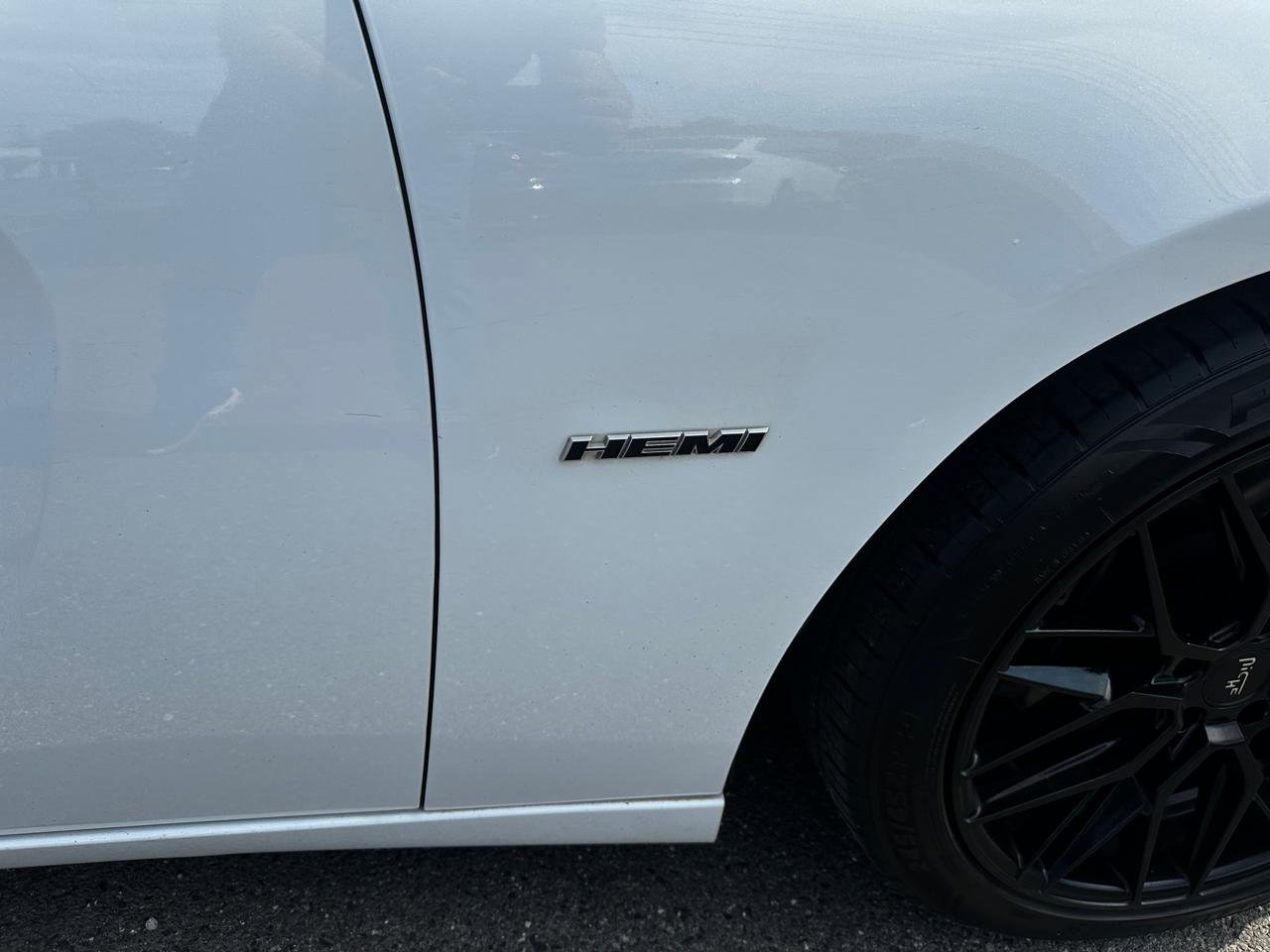 Used 2015 Dodge Charger R/T w/ Wheels & Tunes Group RWD image 23