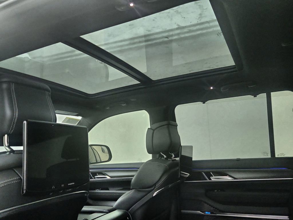 New 2026 Jeep Grand Wagoneer Summit w/ Rear Seat Video Group I image 31