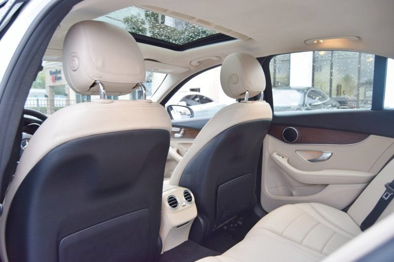 Used 2021 Mercedes-Benz C 300 Sedan image 34