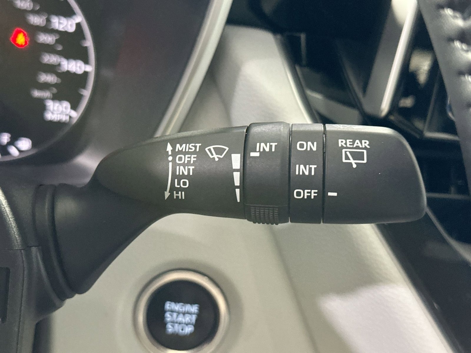 Used 2023 Toyota Corolla SE image 28