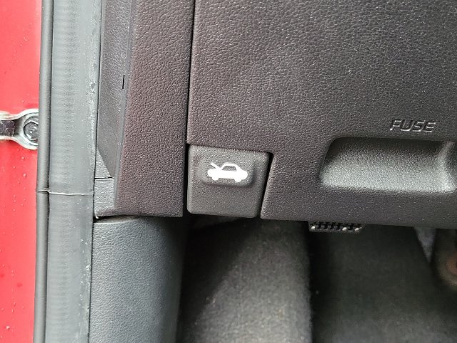 Used 2022 Hyundai Venue SE FWD image 12