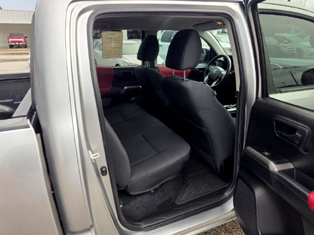 Used 2023 Toyota Tacoma SR5 AWD/4WD image 14