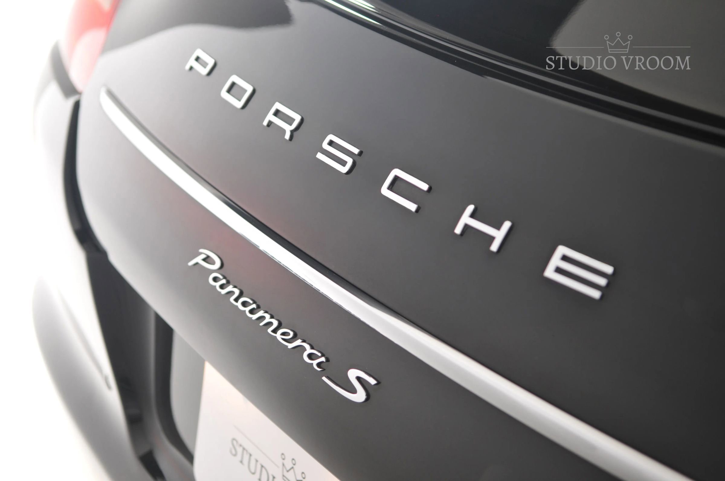 Used 2012 Porsche Panamera S RWD image 2