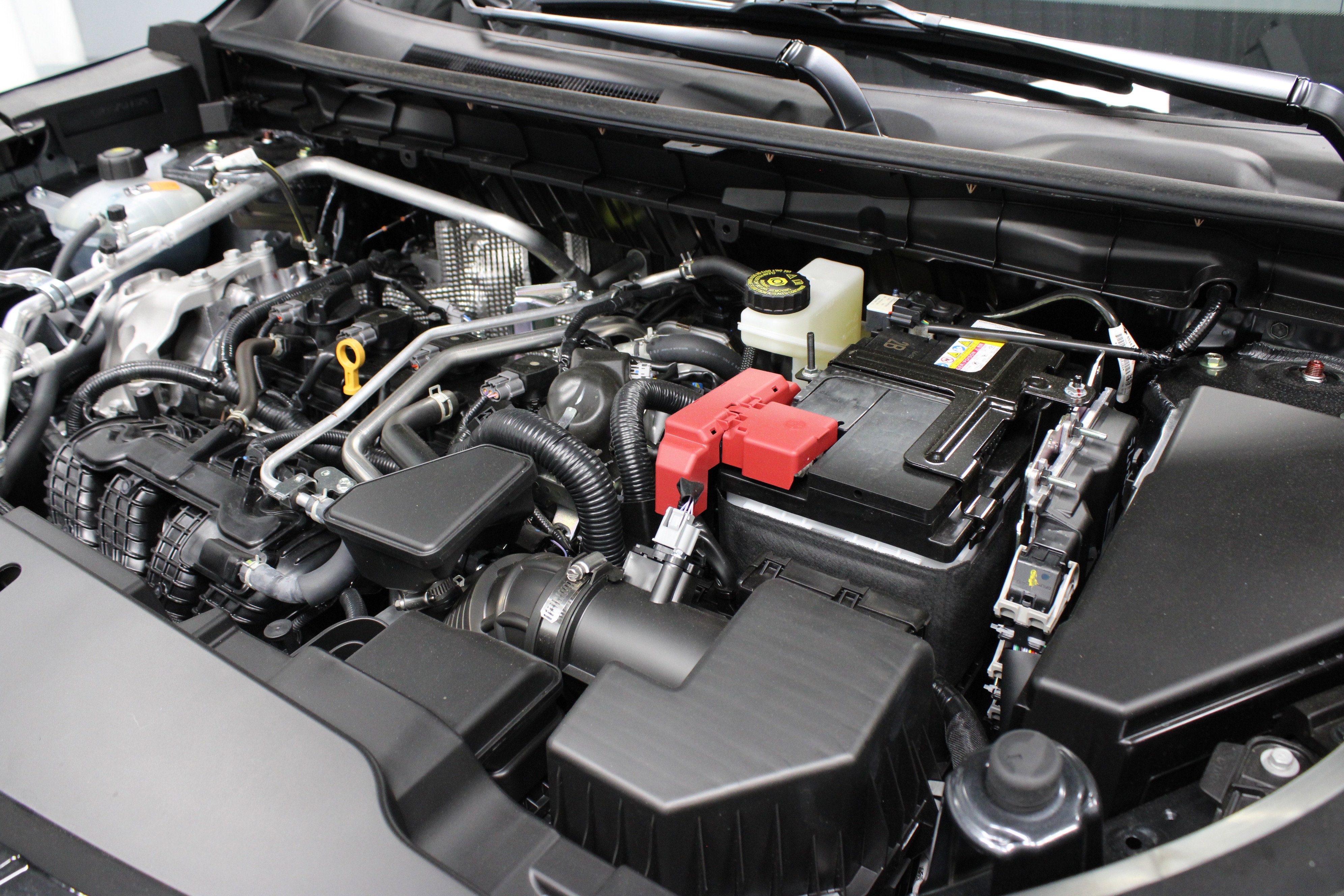 New 2025 Mitsubishi Outlander SE image 30