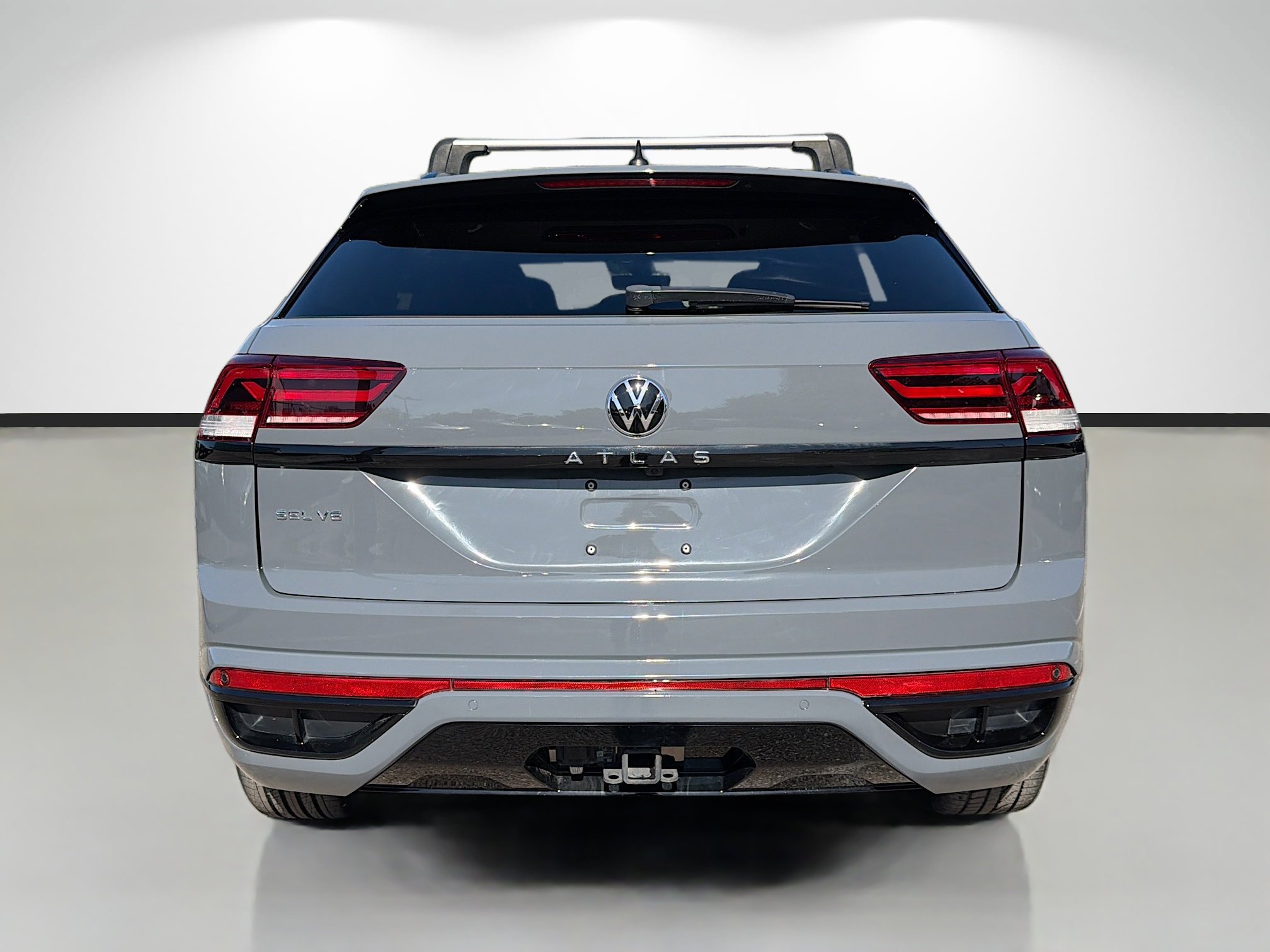 Used 2023 Volkswagen Atlas Cross Sport SEL image 4
