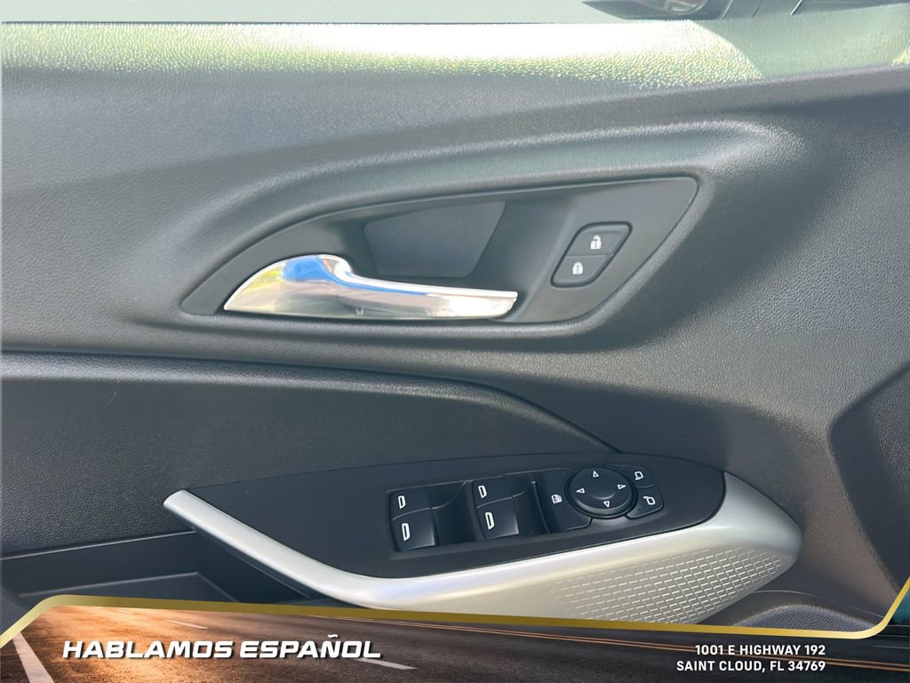 Certified 2025 Chevrolet Trax LS w/ LS Convenience Package image 13