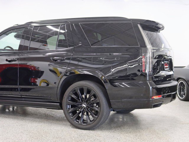 Used 2025 Cadillac Escalade Sport Platinum w/ LPO, ONYX Package AWD/4WD image 10