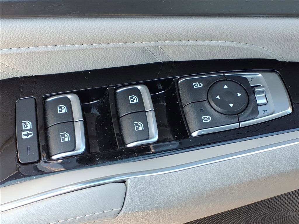 Used 2022 Kia Sorento SX image 16