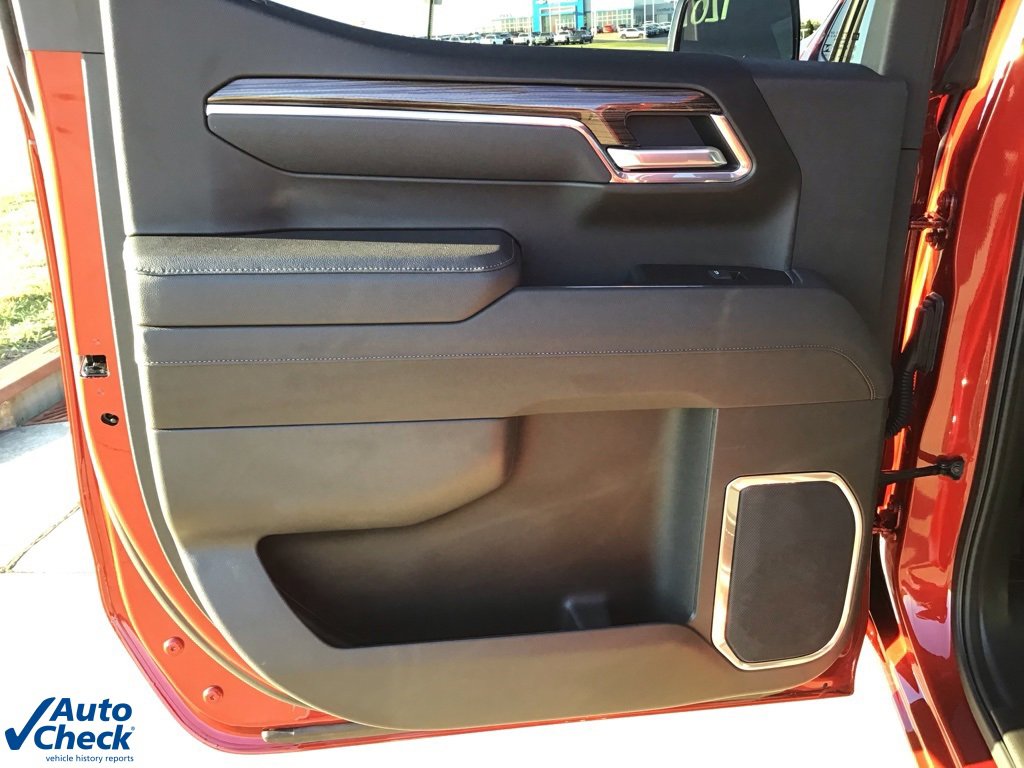 Used 2025 Chevrolet Silverado 1500 RST w/ Convenience Package II image 13