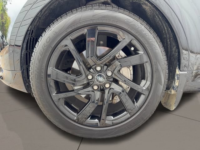 Used 2025 Land Rover Discovery Dynamic SE AWD/4WD image 7