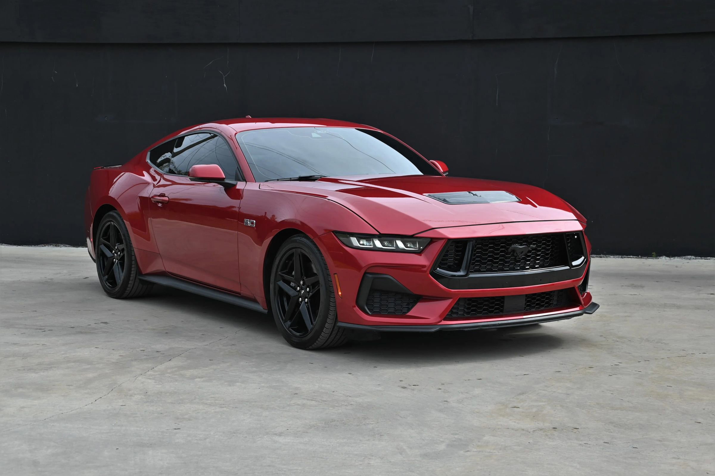 Used 2024 Ford Mustang GT Premium image 4
