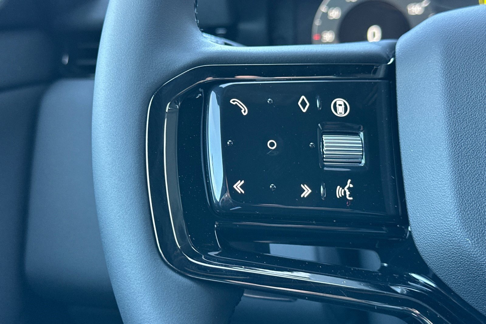 New 2026 Land Rover Range Rover Evoque S image 27