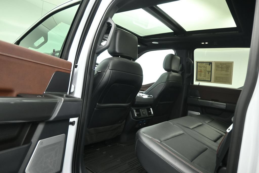 Used 2022 Ford F150 Lariat w/ Equipment Group 502A High AWD/4WD image 19