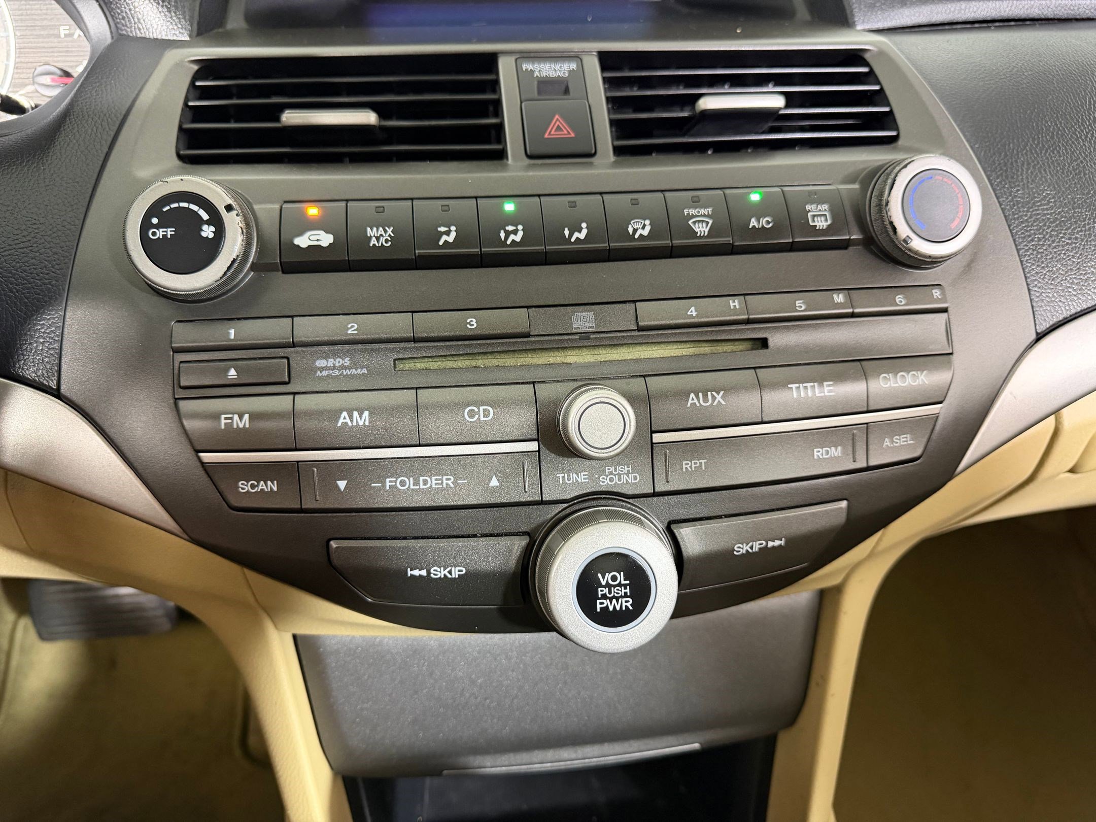 Used 2011 Honda Accord LX-P image 22