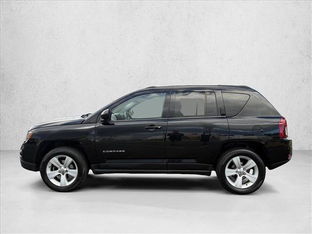 Used 2017 Jeep Compass Latitude AWD/4WD image 9