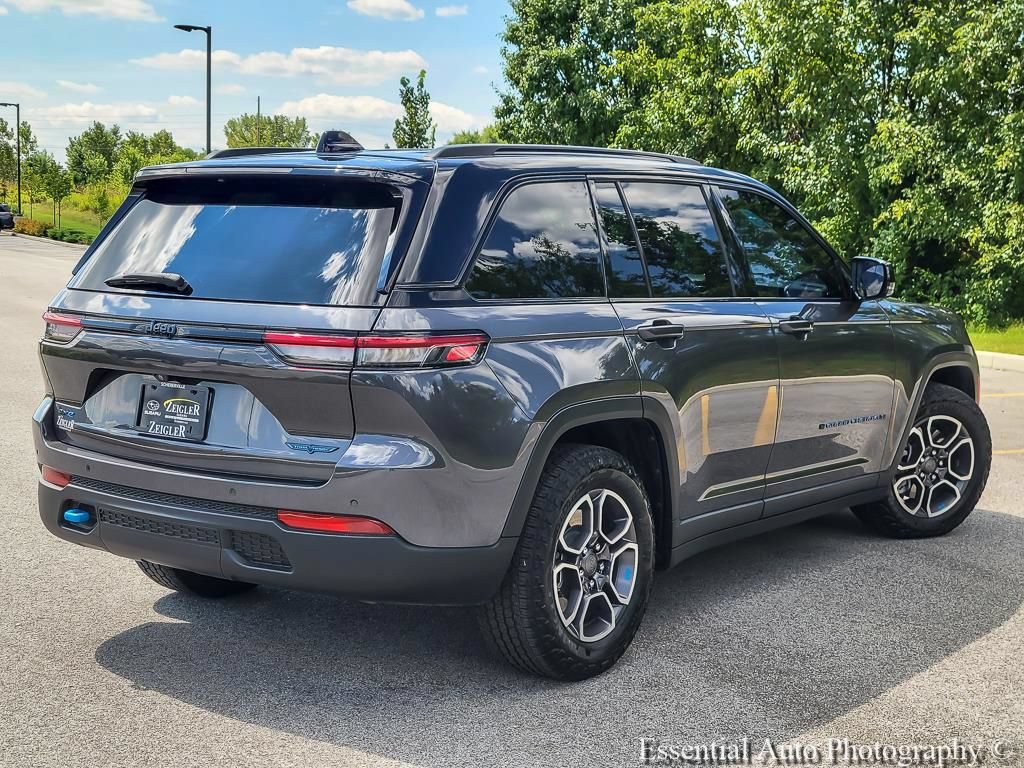 Used 2023 Jeep Grand Cherokee Trailhawk AWD/4WD image 7