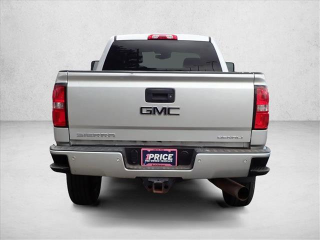Used 2019 GMC Sierra 2500 Denali w/ Duramax Plus Package AWD/4WD image 3