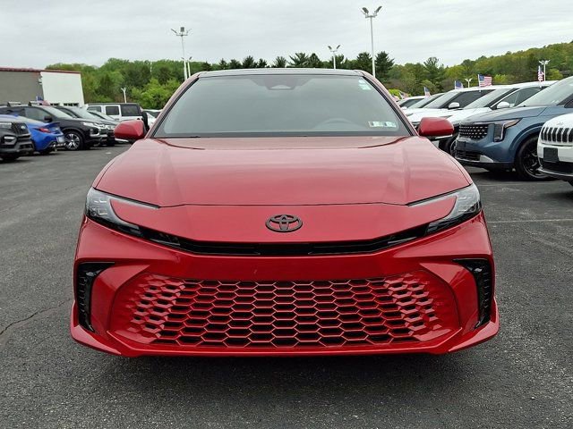 Used 2026 Toyota Camry XSE AWD/4WD image 2