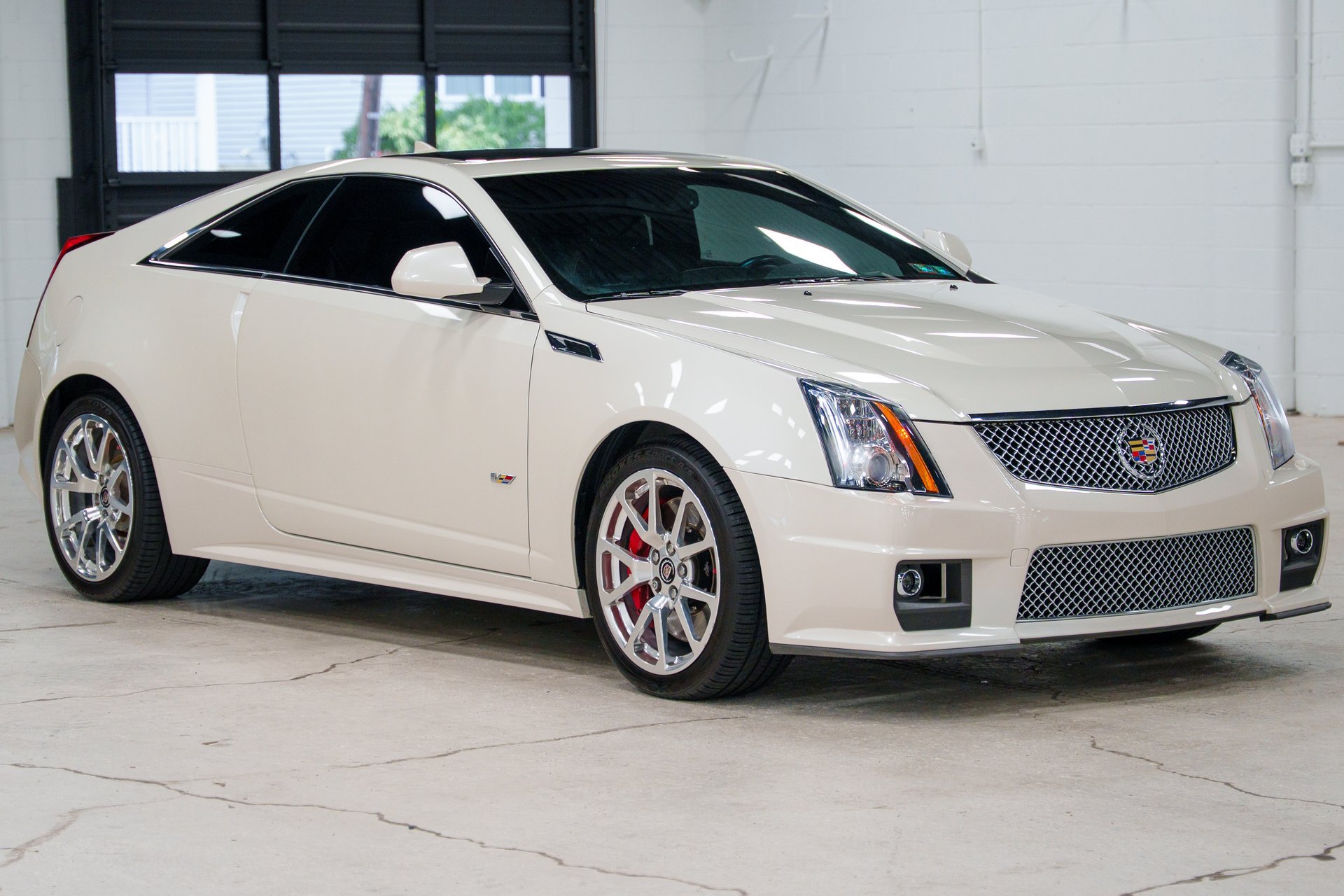 Used 2013 Cadillac CTS V RWD image 1