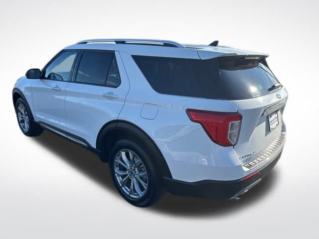 Used 2024 Ford Explorer Limited image 3