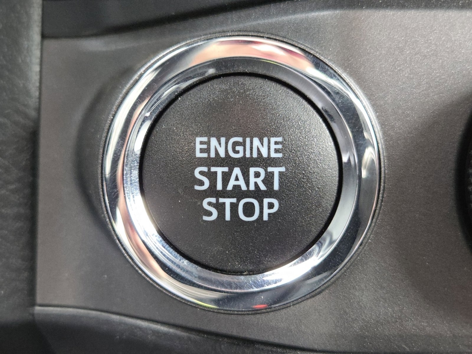 Used 2021 Toyota Tacoma TRD Off-Road AWD/4WD image 36