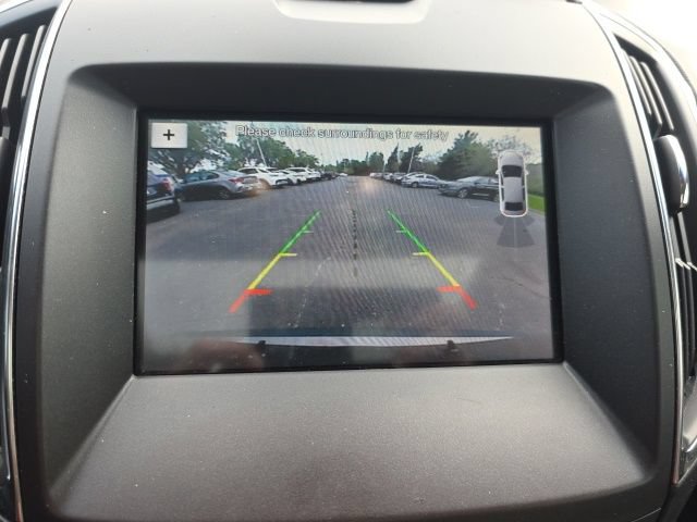 Used 2019 Ford Edge Titanium FWD image 22