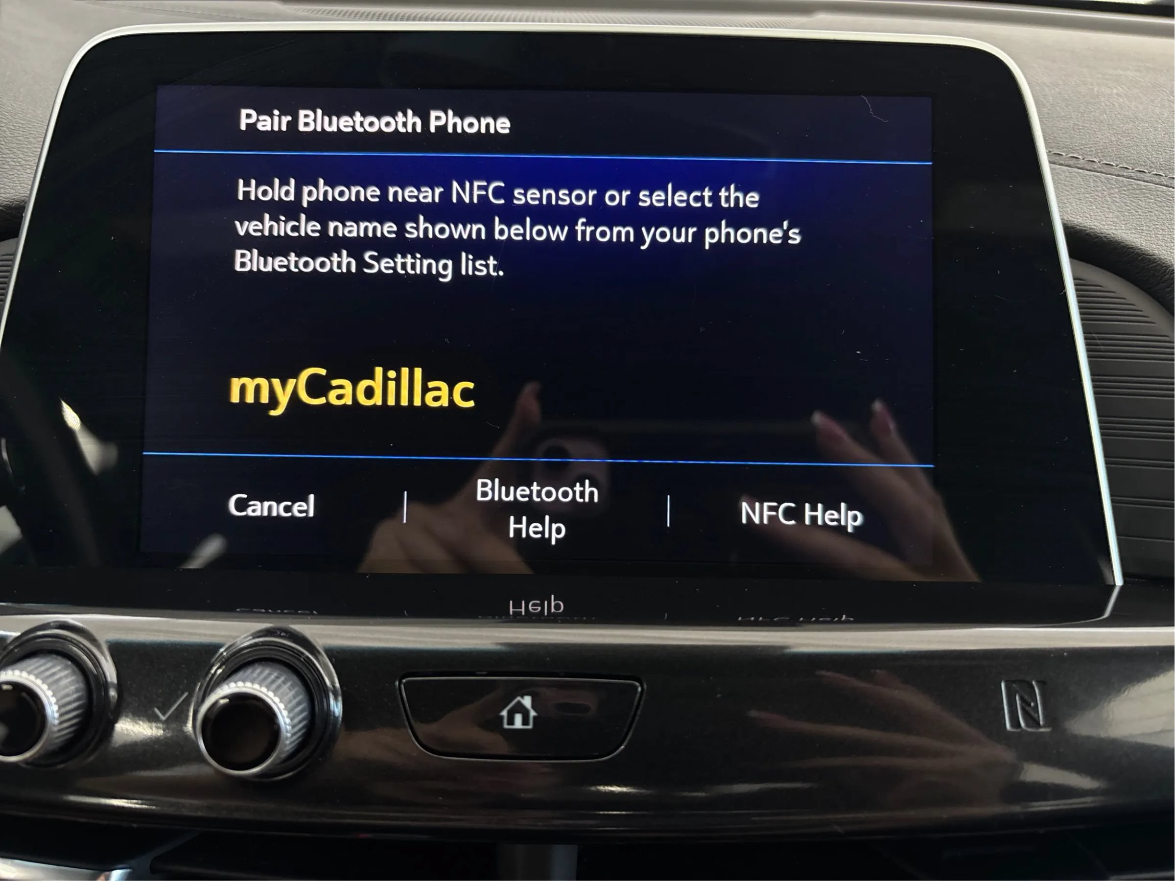 Used 2021 Cadillac CT4 Luxury w/ Sun And Sound Package RWD image 45