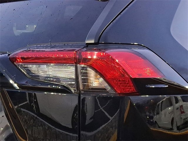 Certified 2022 Toyota RAV4 LE image 15