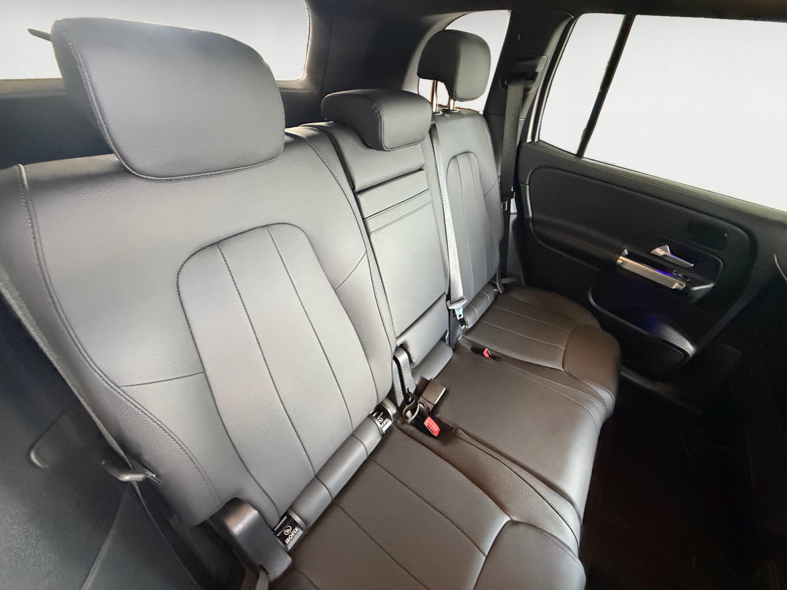 Used 2026 Mercedes-Benz GLB 250 image 18