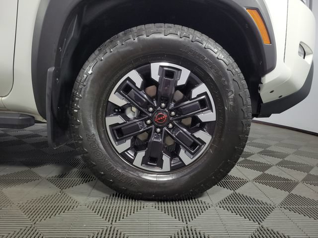 Used 2023 Nissan Frontier PRO-4X w/ Pro Convenience Package AWD/4WD image 12