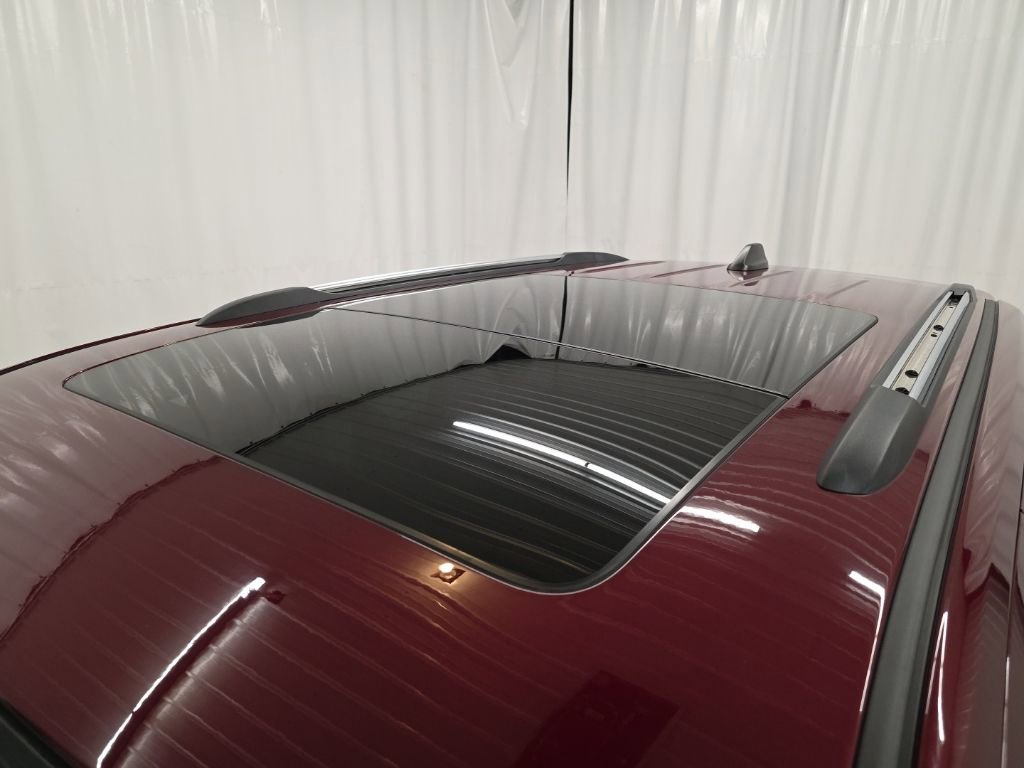 Used 2018 Jeep Grand Cherokee Limited image 10